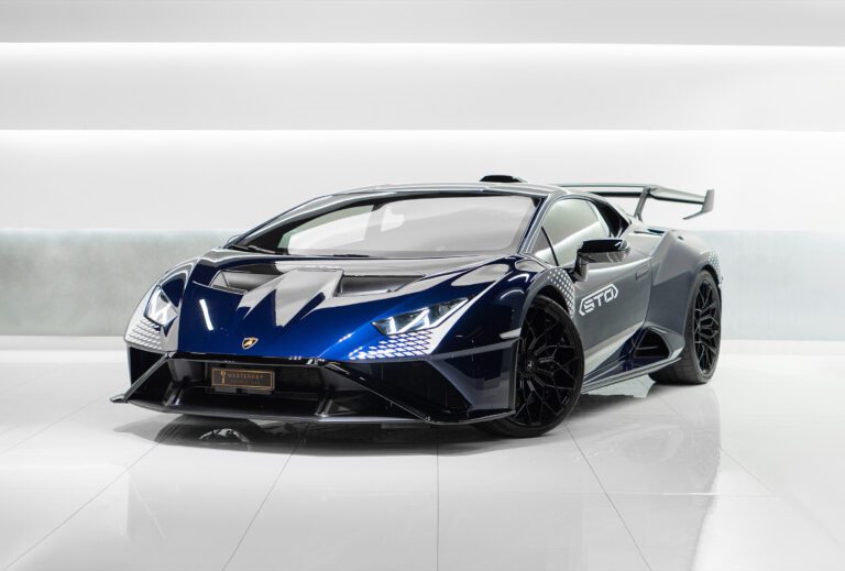 Lamborghini Huracan STO Blau