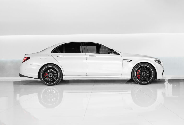 Mercedes E63s Weiß
