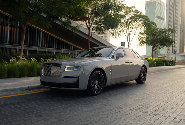 rolls royce ghost rent dubai
