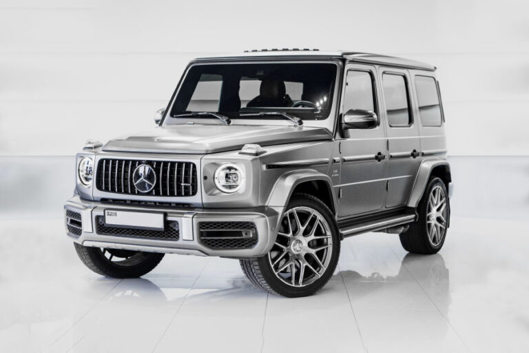Mercedes G63 Silber